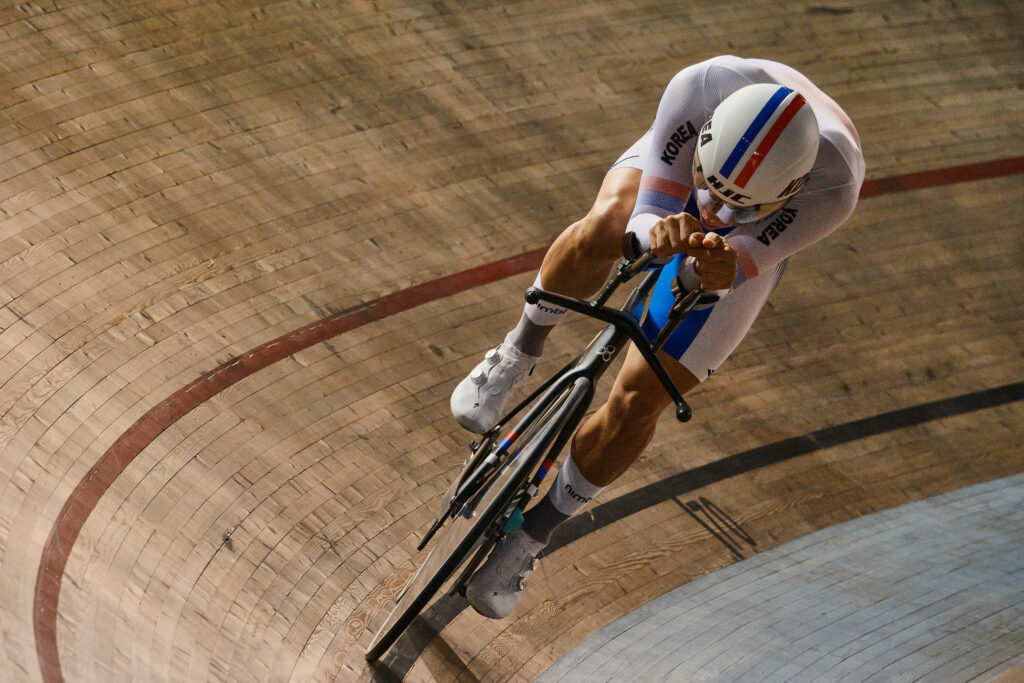 Track Cycling Pursuit